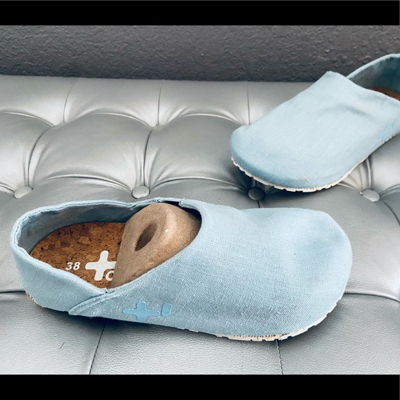 Brand new, with tags. Otz Shoes cork insole light blue fabric slip-ons main image 5